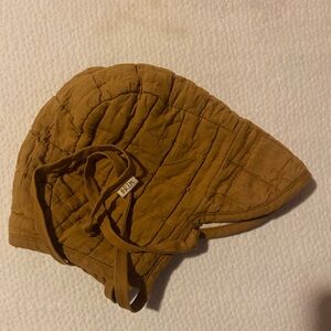 BRIM Linen Quilted Bonnet